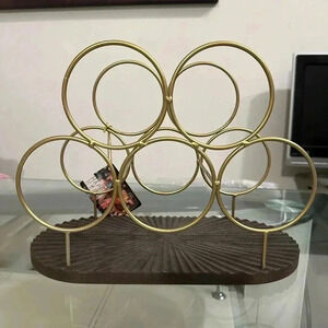 Happy hour wine holder